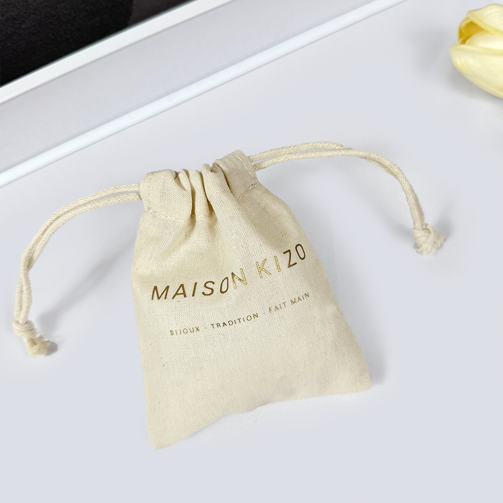 dust bag for cosmetic